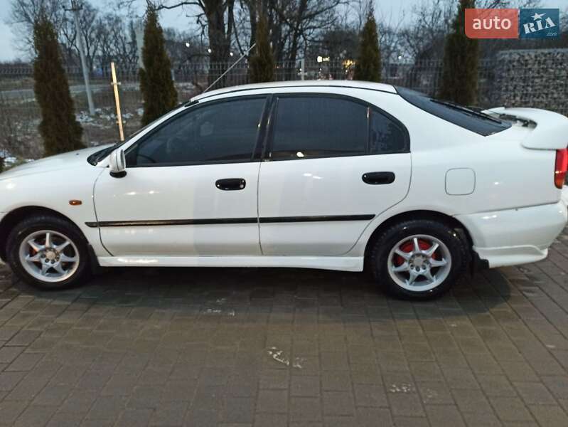Седан Mitsubishi Carisma 1998 в Львові фото 2 Седан Mitsubishi Carisma 1998 в Львові