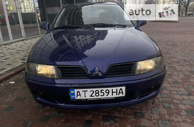 Седан Mitsubishi Carisma 2003 в Ивано-Франковске