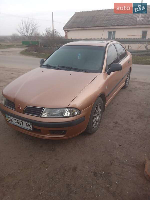 Mitsubishi Carisma 2001