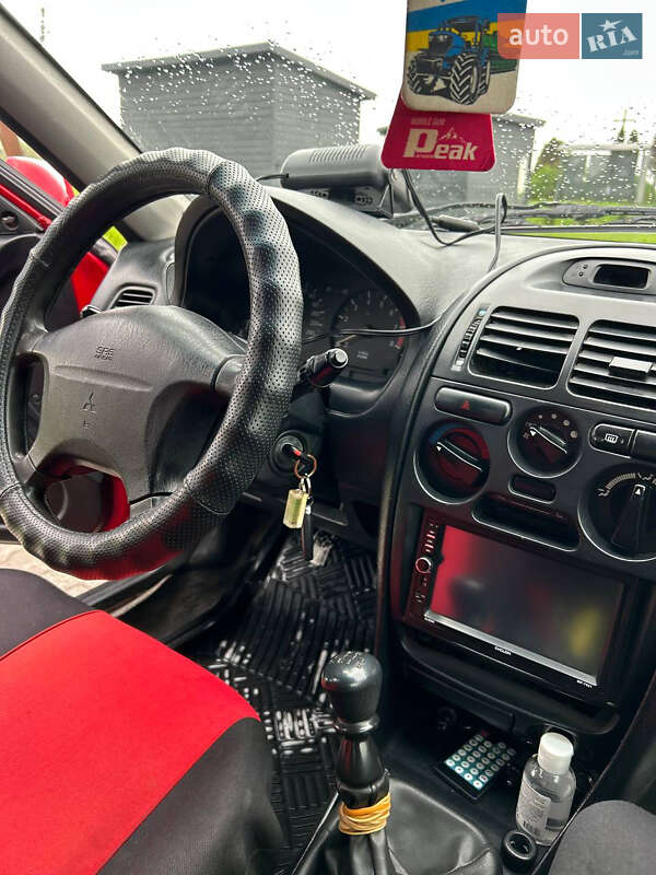 Ліфтбек Mitsubishi Carisma 1996 в Городку фото 15 Ліфтбек Mitsubishi Carisma 1996 в Городку