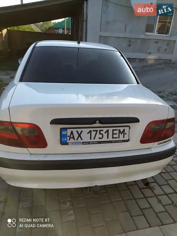 Mitsubishi Carisma 2001