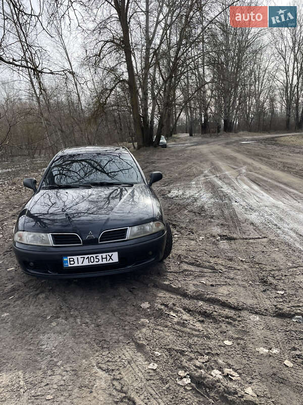 Седан Mitsubishi Carisma 2000 в Опошне