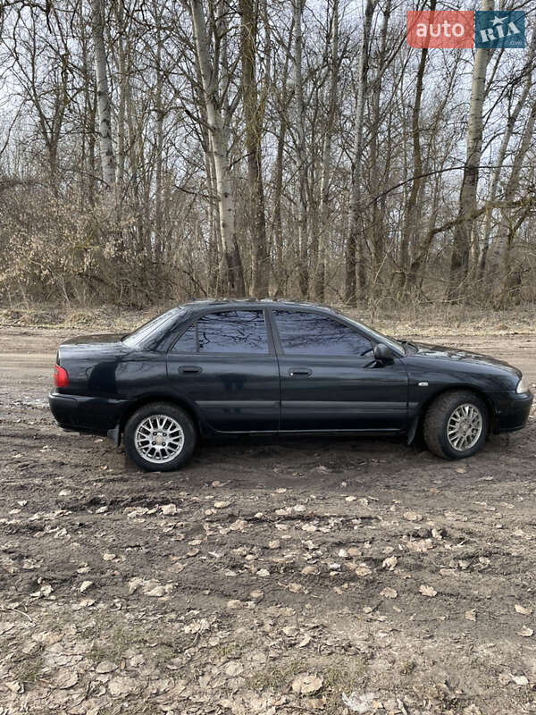 Седан Mitsubishi Carisma 2000 в Опошне