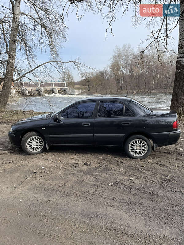 Седан Mitsubishi Carisma 2000 в Опошне