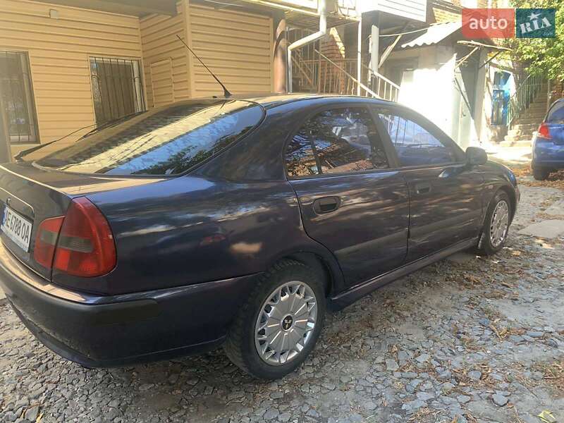 Лифтбек Mitsubishi Carisma 2002 в Днепре