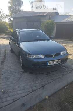 Седан Mitsubishi Carisma 1998 в Новояворовске