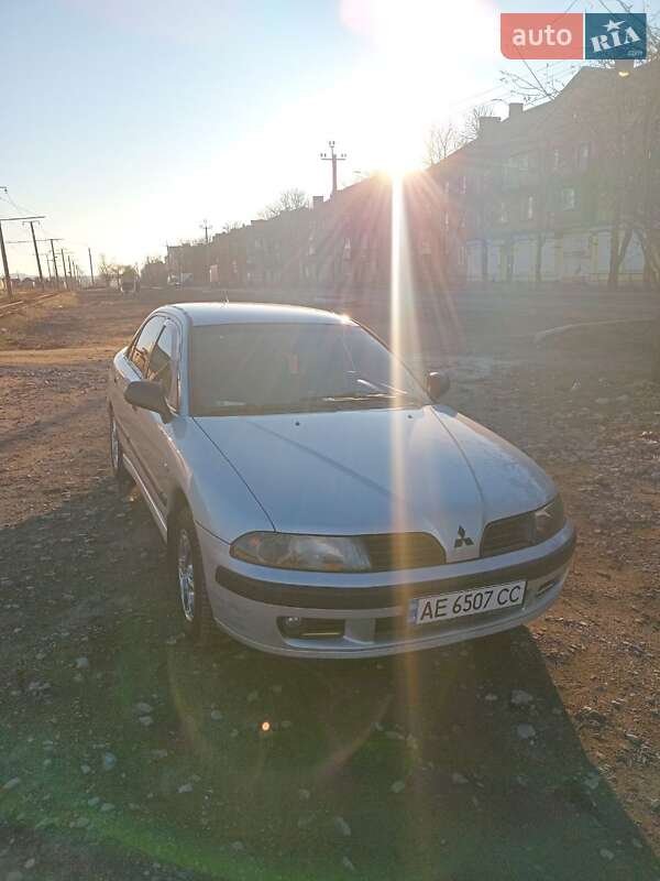 Седан Mitsubishi Carisma 2002 в Кривому Розі