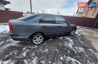 Ліфтбек Mitsubishi Carisma 2002 в 