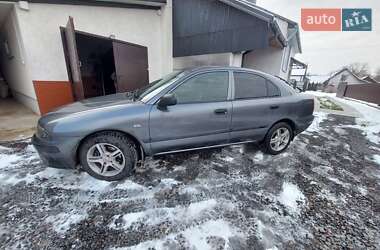 Ліфтбек Mitsubishi Carisma 2002 в 