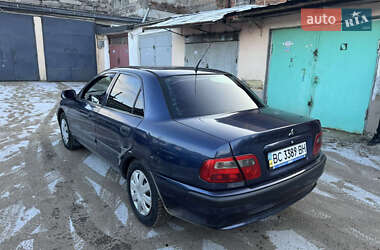 Седан Mitsubishi Carisma 2002 в Львове