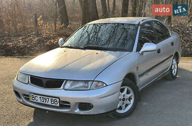 Седан Mitsubishi Carisma 1998 в Дрогобичі