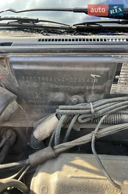 Седан Mitsubishi Carisma 2002 в 