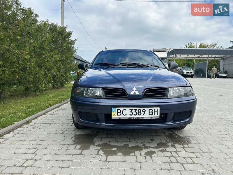 Седан Mitsubishi Carisma 2002 в Борщеві