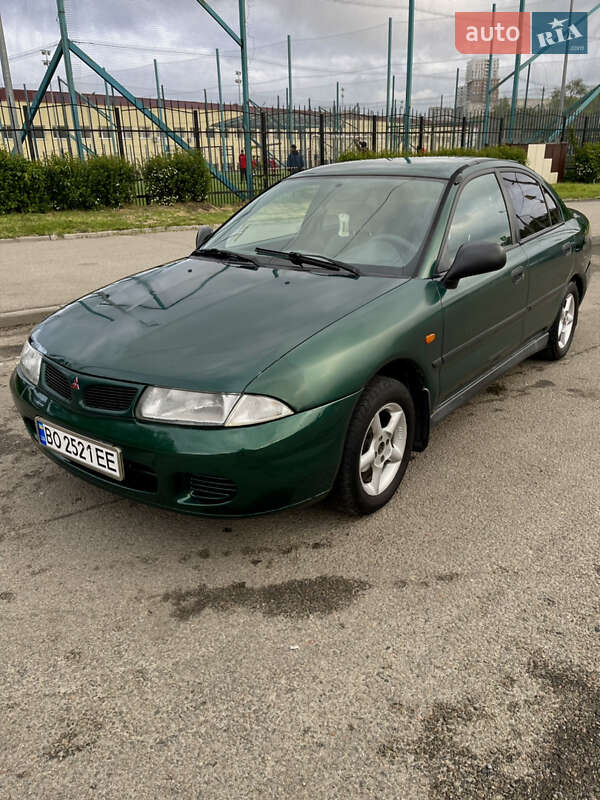 Ліфтбек Mitsubishi Carisma 1998 в 