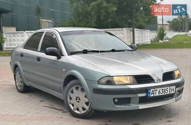 Седан Mitsubishi Carisma 2003 в Надворной