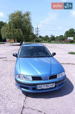 Ліфтбек Mitsubishi Carisma 2000 в Ладижині