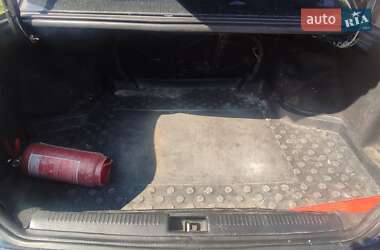 Седан Mitsubishi Carisma 2002 в 