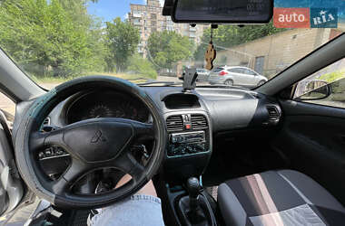 Седан Mitsubishi Carisma 2002 в 
