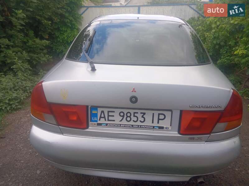 Mitsubishi Carisma 1997