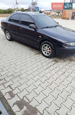 Лифтбек Mitsubishi Carisma 2002 в Тернополе