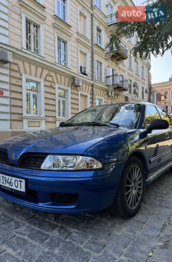 Седан Mitsubishi Carisma 2000 в Одесі