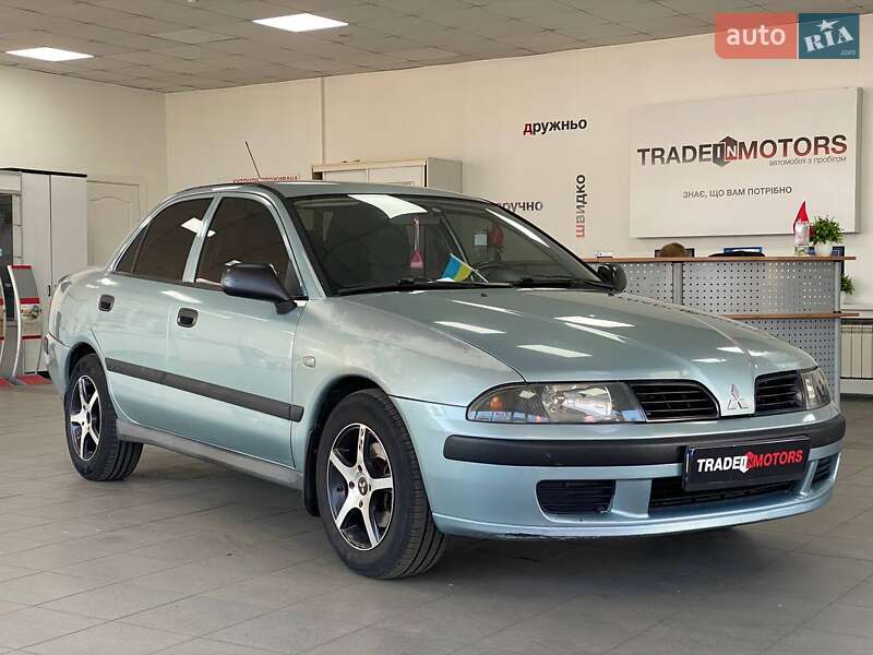 Mitsubishi Carisma 2003