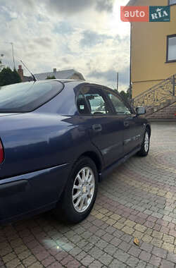 Седан Mitsubishi Carisma 2002 в Новому Розділі