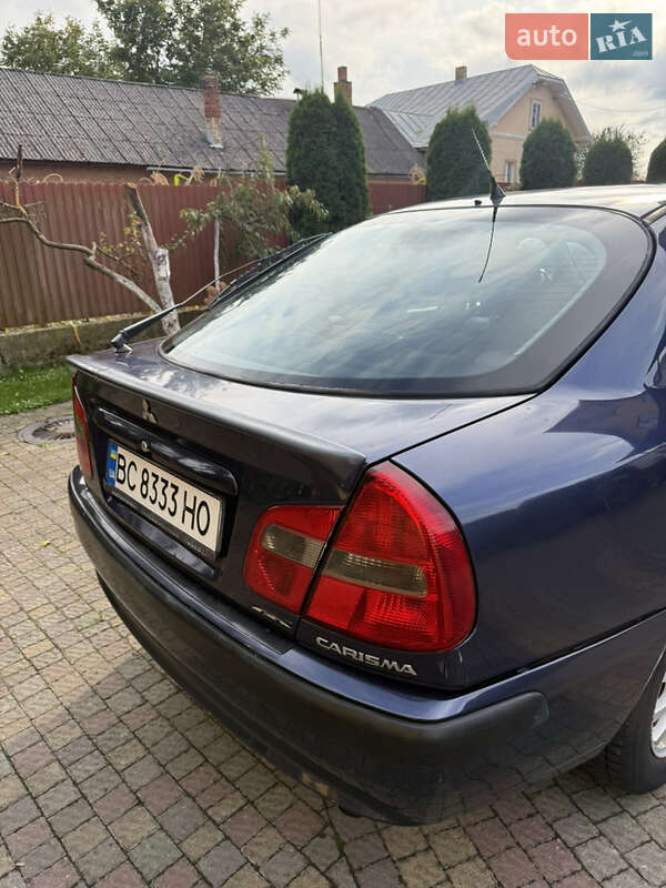 Седан Mitsubishi Carisma 2002 в Новом Роздоле