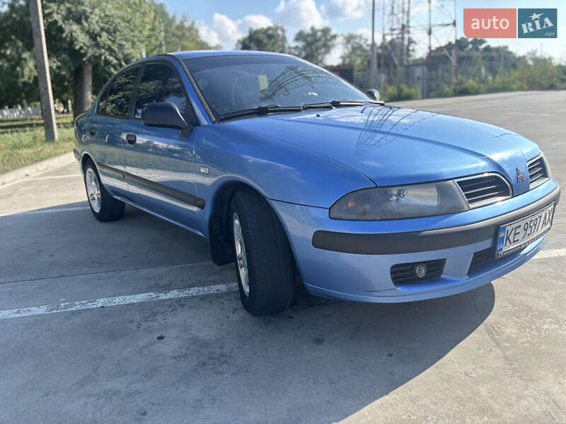 Лифтбек Mitsubishi Carisma 2001 в Синельниково