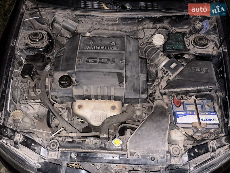 Седан Mitsubishi Carisma 2003 в Павлограде
