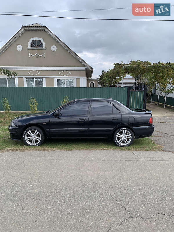 Седан Mitsubishi Carisma 2002 в Ізмаїлі фото 6 Седан Mitsubishi Carisma 2002 в Ізмаїлі