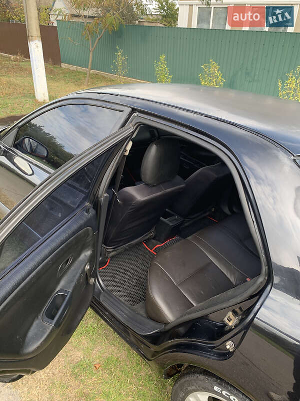 Седан Mitsubishi Carisma 2002 в Ізмаїлі фото 12 Седан Mitsubishi Carisma 2002 в Ізмаїлі