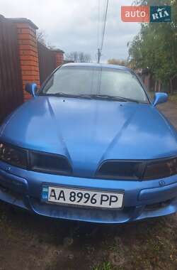 Ліфтбек Mitsubishi Carisma 2001 в Києві