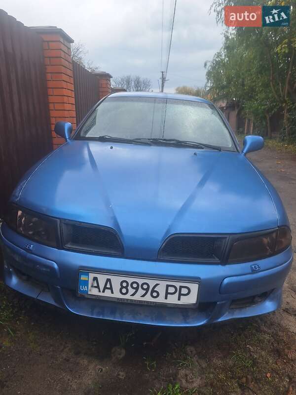 Ліфтбек Mitsubishi Carisma 2001 в Києві фото Ліфтбек Mitsubishi Carisma 2001 в Києві