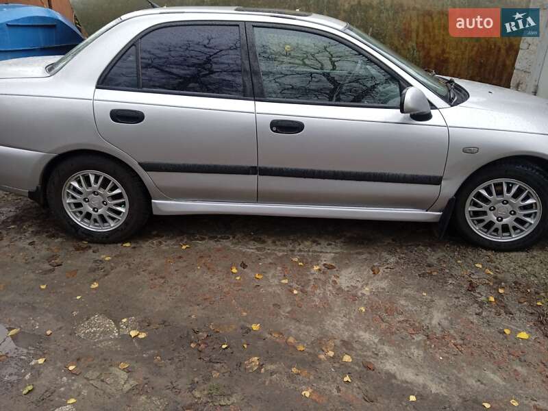 Седан Mitsubishi Carisma 2001 в Сумах фото 2 Седан Mitsubishi Carisma 2001 в Сумах