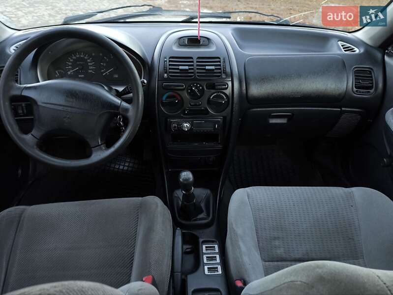 Лифтбек Mitsubishi Carisma 1996 в Надворной фото 10 Лифтбек Mitsubishi Carisma 1996 в Надворной