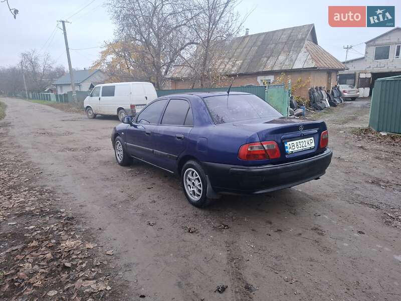 Седан Mitsubishi Carisma 2003 в Немирові