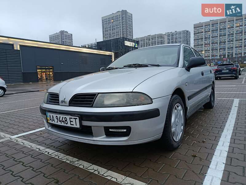 Mitsubishi Carisma 2003