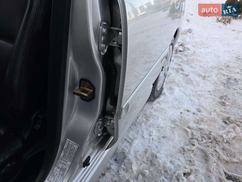 Лифтбек Mitsubishi Carisma 2003 в Хмельницком фото 41 Лифтбек Mitsubishi Carisma 2003 в Хмельницком