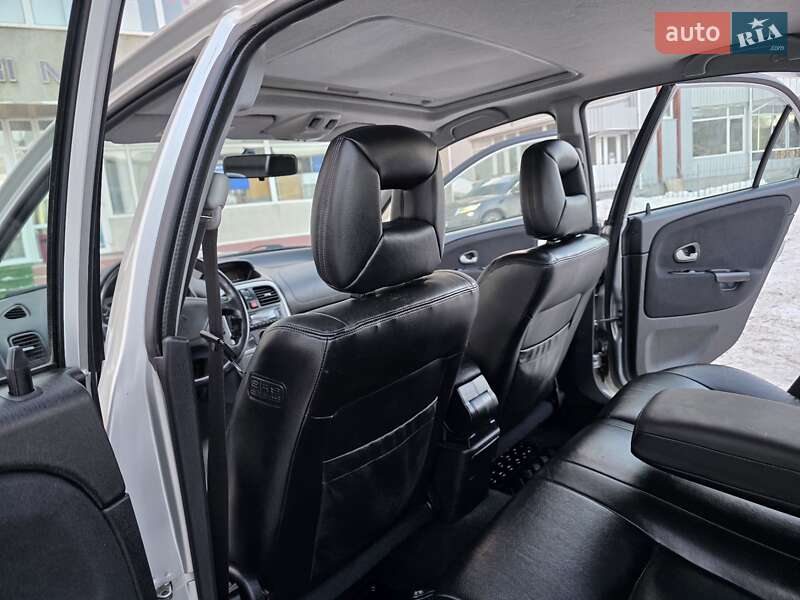 Лифтбек Mitsubishi Carisma 2003 в Хмельницком фото 56 Лифтбек Mitsubishi Carisma 2003 в Хмельницком