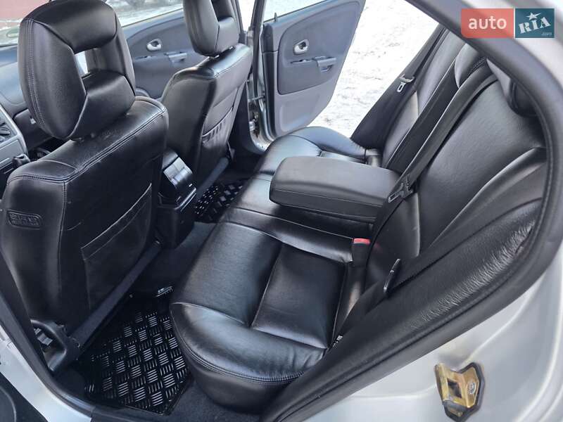 Лифтбек Mitsubishi Carisma 2003 в Хмельницком фото 58 Лифтбек Mitsubishi Carisma 2003 в Хмельницком