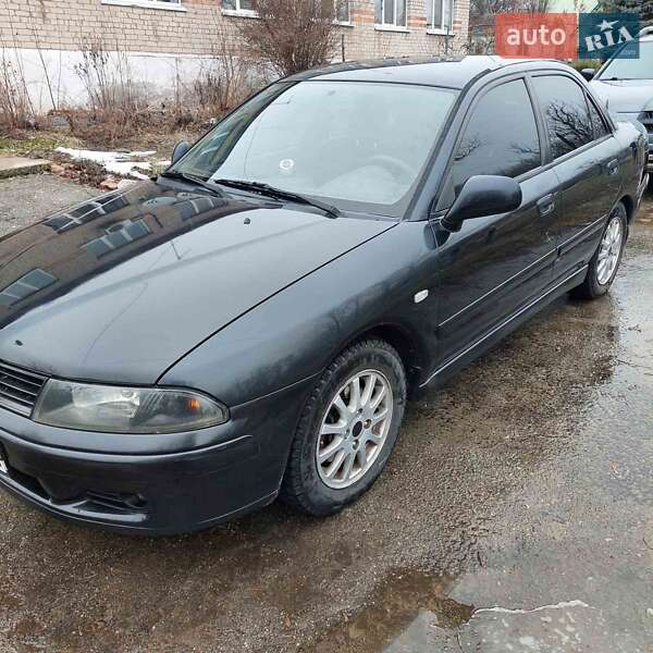 Mitsubishi Carisma 2003