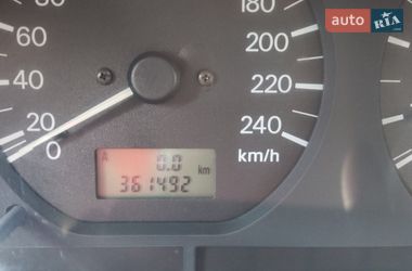 Ліфтбек Mitsubishi Carisma 2002 в Львові