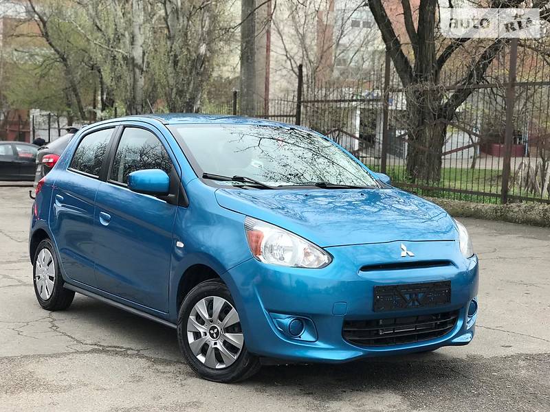 Хэтчбек Mitsubishi Colt 2015 в 