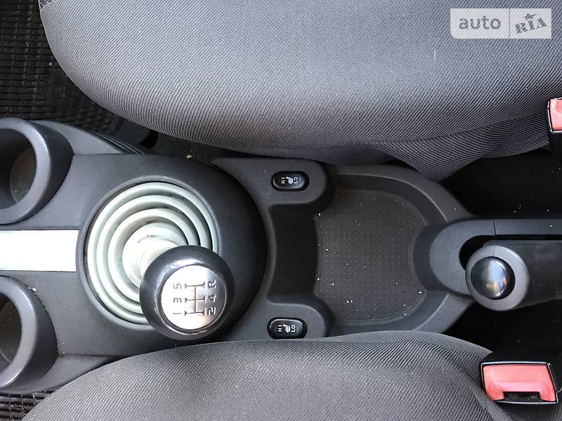 Хэтчбек Mitsubishi Colt 2006 в Житомире фото 10 Хэтчбек Mitsubishi Colt 2006 в Житомире