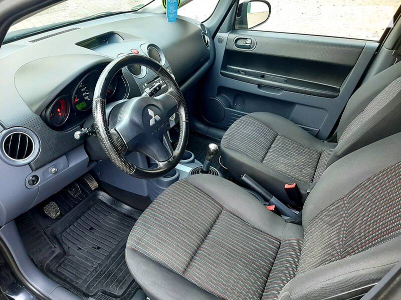 Хэтчбек Mitsubishi Colt 2008 в Надворной