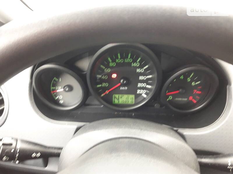 Мінівен Mitsubishi Colt 2006 в Луцьку