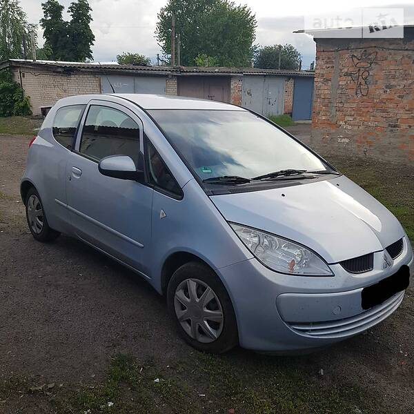 Хетчбек Mitsubishi Colt 2006 в Конотопі