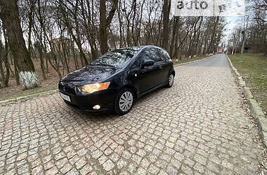 Купе Mitsubishi Colt 2010 в Черновцах
