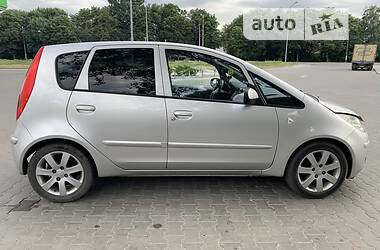 Хэтчбек Mitsubishi Colt 2007 в 
